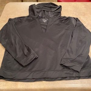 Women’s Nike shirt size large